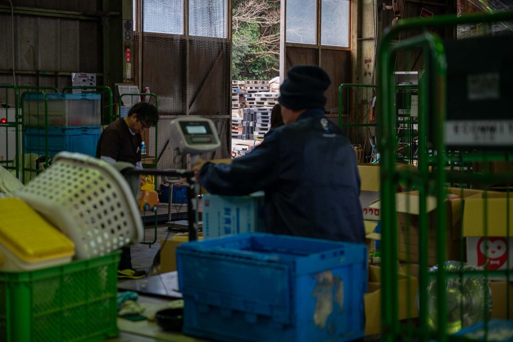 ECOBASEで働くスタッフの様子