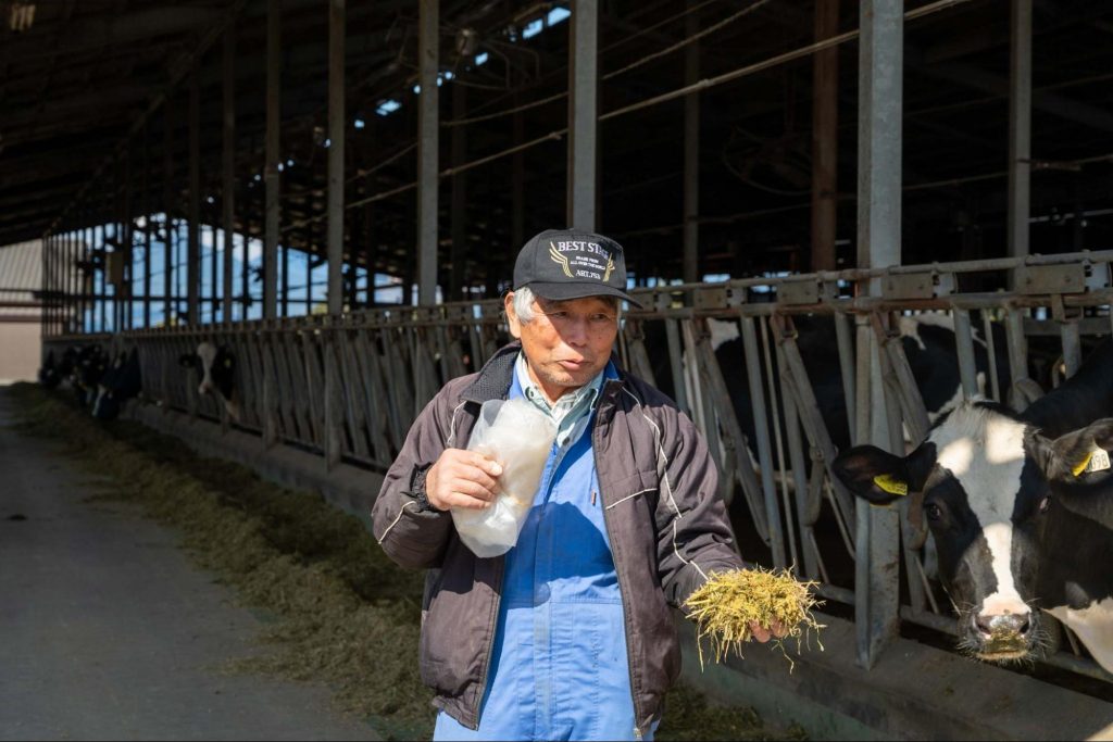 本部農場の会長による説明の様子
