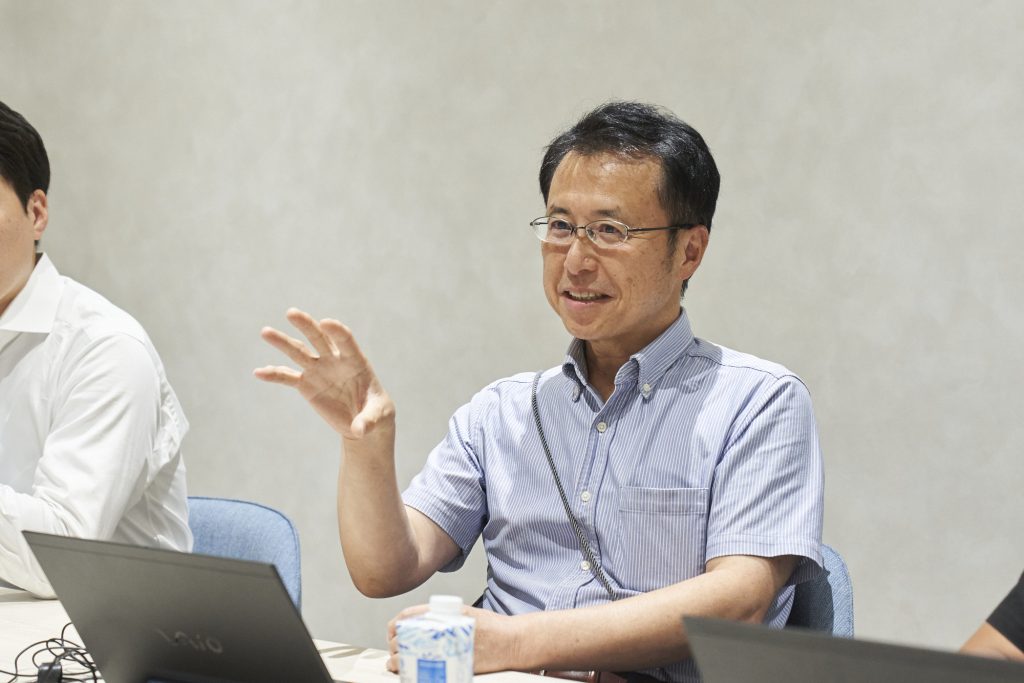 インタビューに答える野村不動産株式会社 住宅事業本部 西野さん