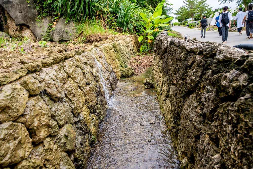 the rescapeの敷地内にある水路